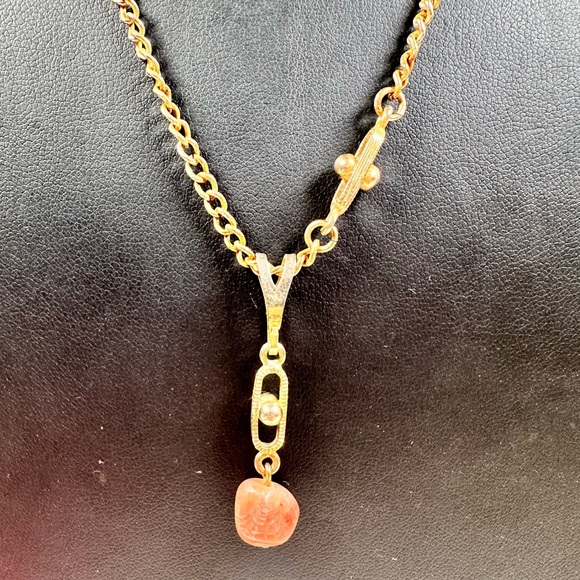 Vintage Sarah Coventry gold tone 16” chain with bead accents & 1 1/2” y drop - Picture 7 of 7